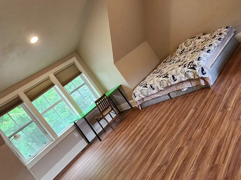 350 Ellie Ln — Photo 6
