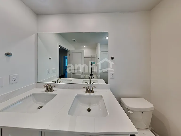 1615 Soapstone Rd — Photo 14