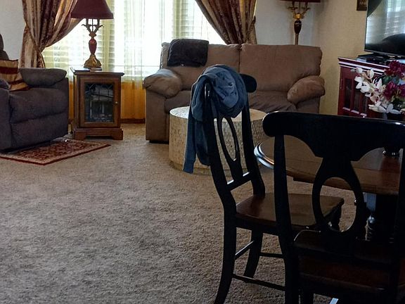 5th image of 224 Highland Grove Dr