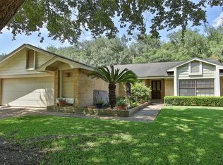 3123 The Highlands Dr, Sugar Land, TX 77478
