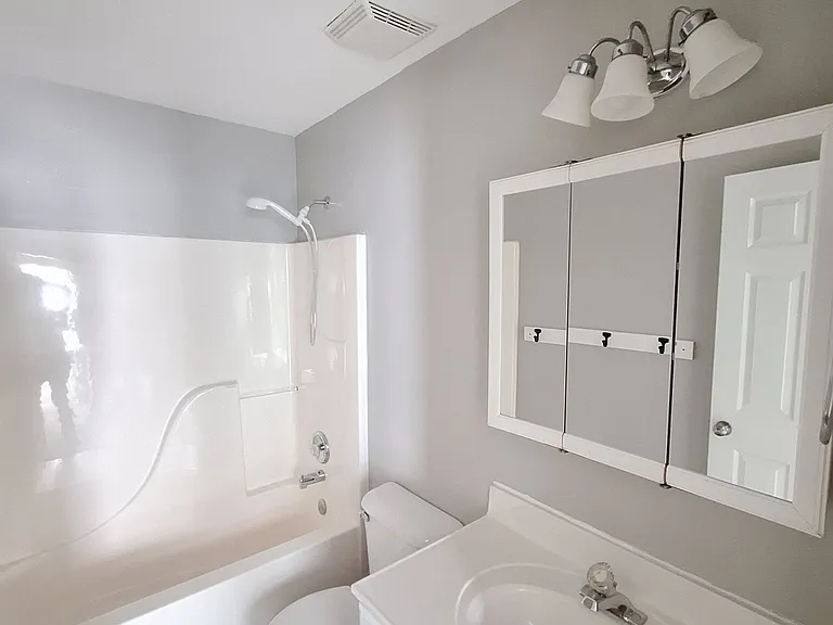 1502 Glenn Brooke Woods Cir — Photo 7