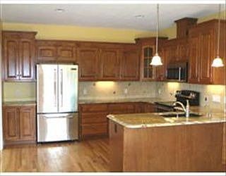 2nd image of 6 Winterberry Way