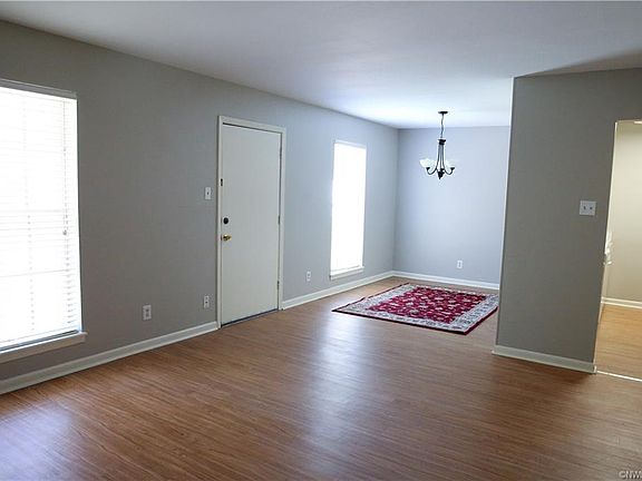 5th image of 3820 Fairfield Ave Unit 55