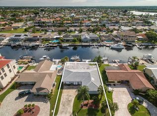 5100 Southshore Dr, New Port Richey, FL 34652