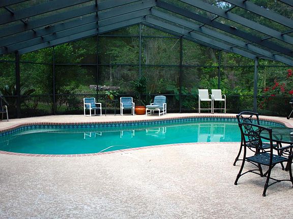 5th image of 3924 Sarah Brooke Ct