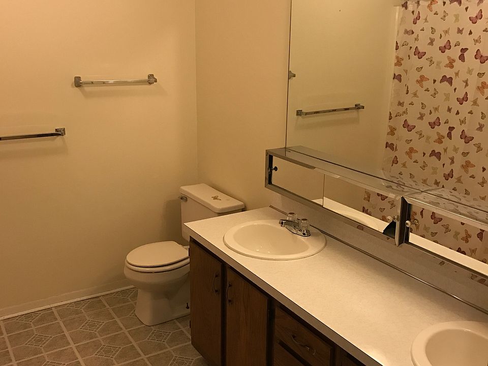 1st image of 8982 Portage Pointe Dr