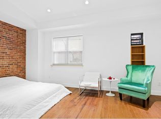 98 8th Ave #2COMBO, New York, NY 10011