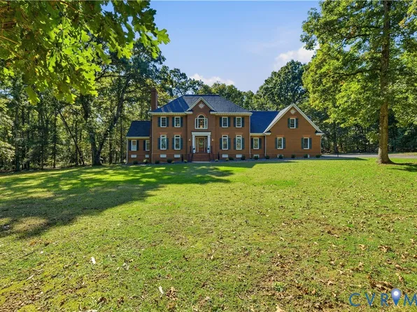 2611 Glenalmond Ct, Powhatan, VA 23139