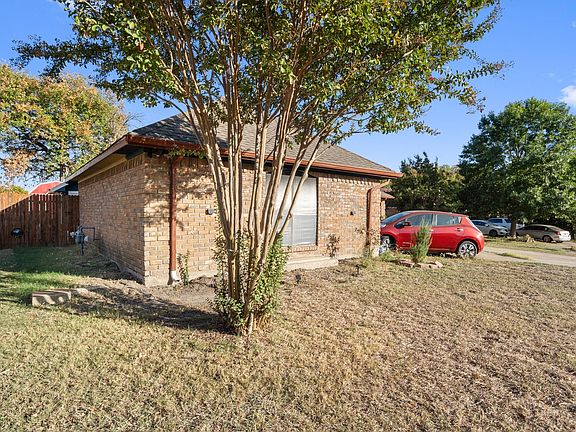 3rd image of 5422 Peninsula Way