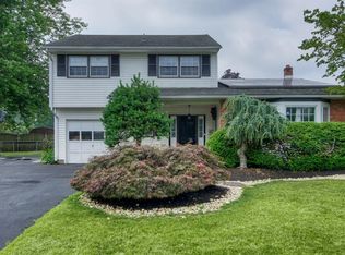 11 Vincent Ct, East Brunswick, NJ 08816