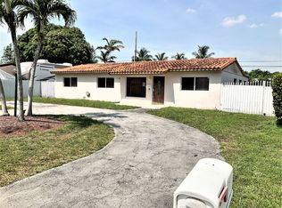 7490 W 14th Ave, Hialeah, FL 33014