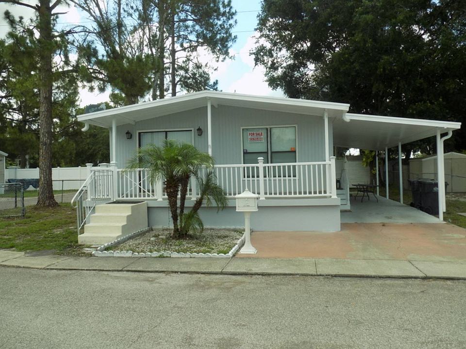 1st image of 9841 Oaks St