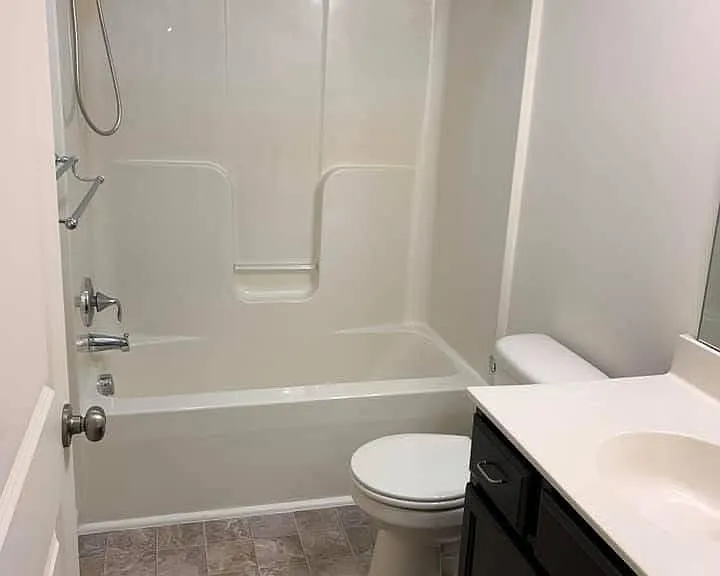 2nd Full Bathroom