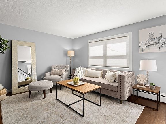 5th image of 20 Shawsheen Ct #29