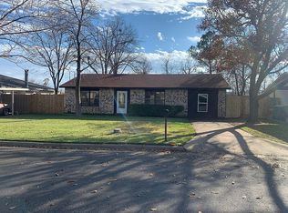 1514 Avenue B, Graham, TX 76450