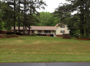 160 Kari Glen Dr, Fayetteville, GA 30215