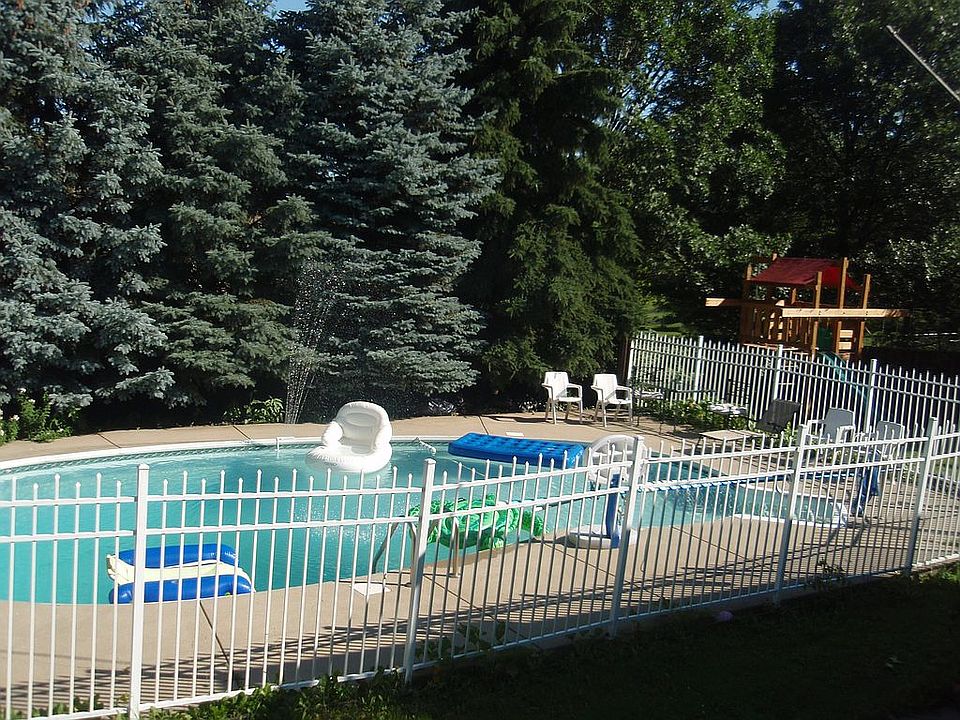 1st image of 2000 Eagle Bluff Dr