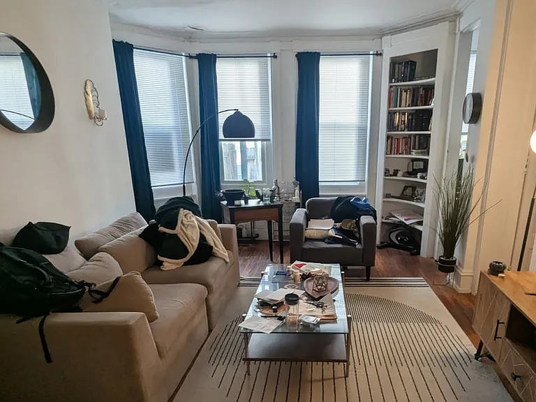 3421 Race St #1R — Photo 1