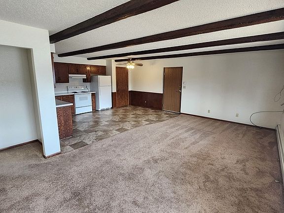 4th image of 319 7th St N APT 72