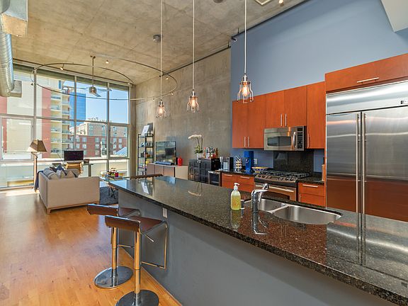 4th image of 1025 Island Ave Unit 712
