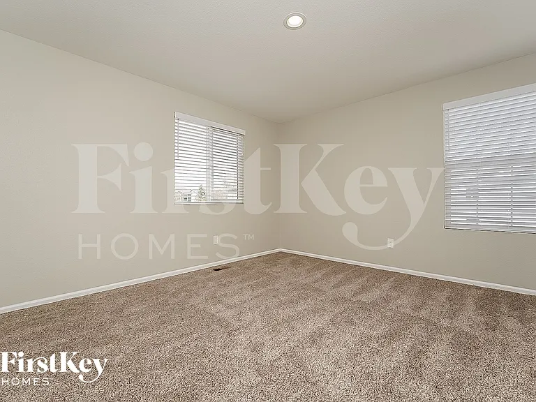 10123 Elm Ct — Photo 12