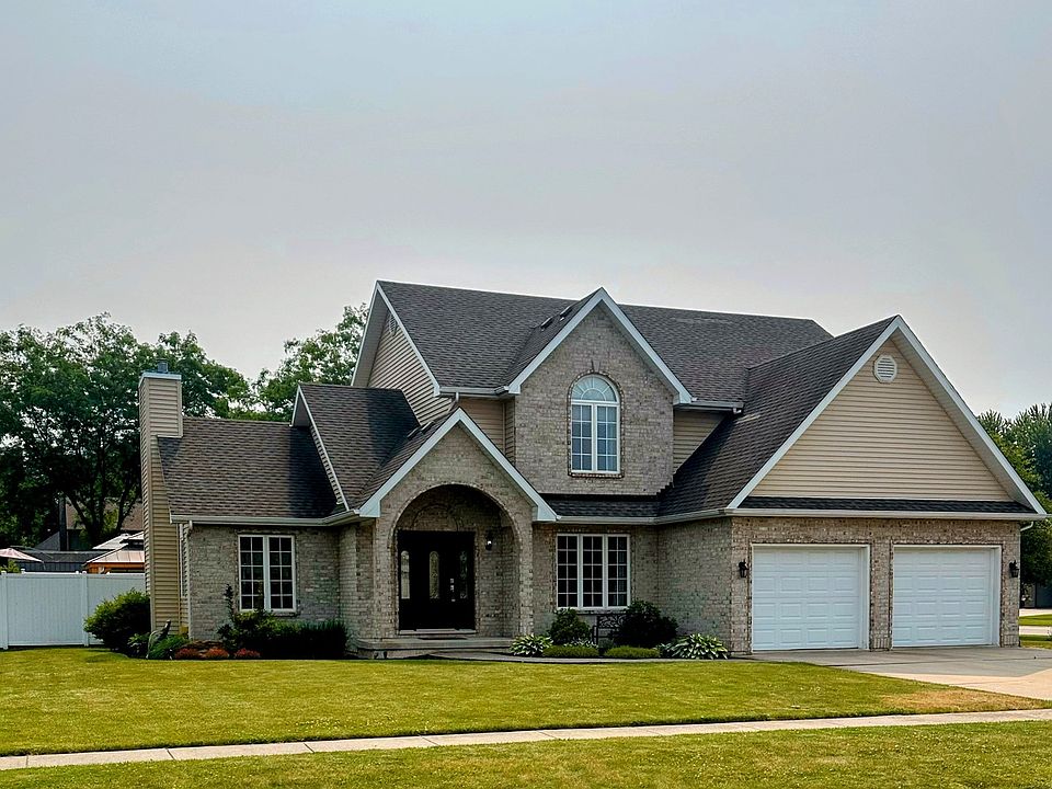 1st image of 1615 Pebble Creek Dr