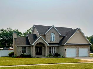 1615 Pebble Creek Dr, Morris, IL 60450