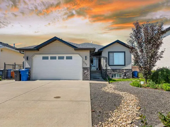 732 E 1st Ave, Irricana, AB T0M 1B0