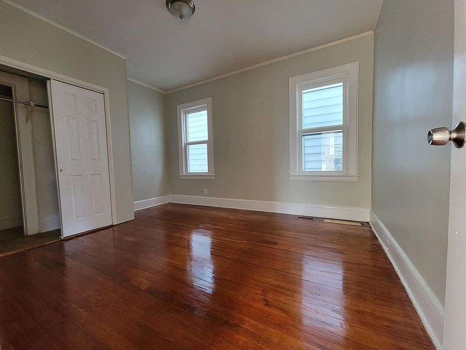 1st image of 97 University Pl #1E
