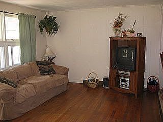 2nd image of 2561 W Brutus St