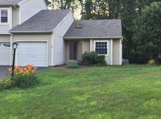 21 Wilan Ln, Albany, NY 12203