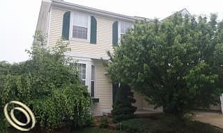 1st image of 320 Oxford Ct #41