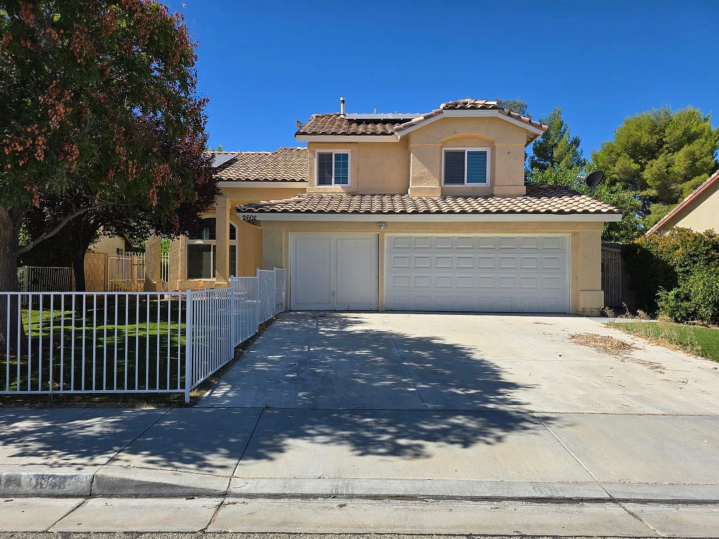 2602 Overland Avenue Lancaster CA 93536 — Photo 1