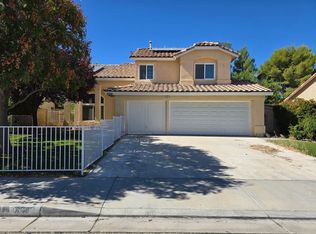 2602 Overland Ave, Lancaster, CA 93536