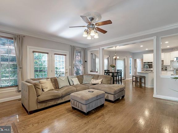 5th image of 14012 Holcrest Ct