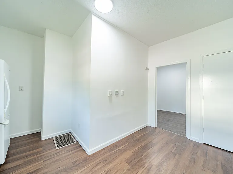 1701 Fletcher Ave #B — Photo 6