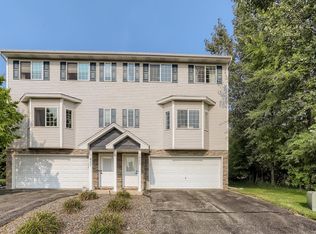 1825 Adams St S, Cambridge, MN 55008
