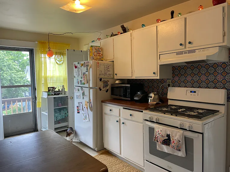 1810-1812 Winnebago St #3 — Photo 6