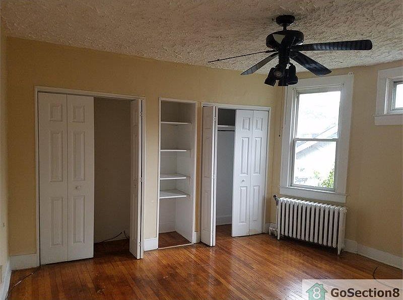 2nd image of 2701 Elsinore Ave