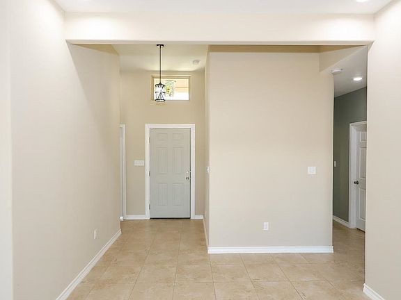 5th image of 1612 Bilbao Dr