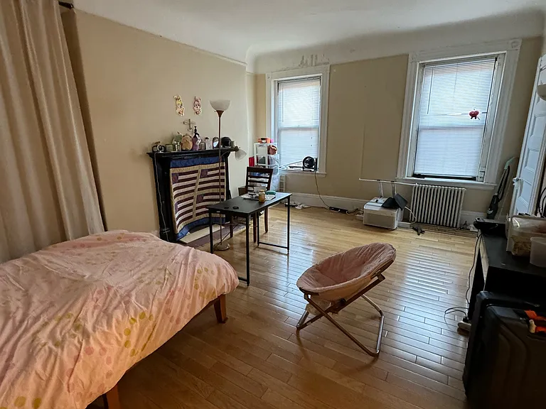 585 Beacon St #6 — Photo 2