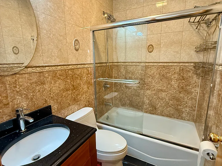 4222 Utopia Pkwy #1 — Photo 6