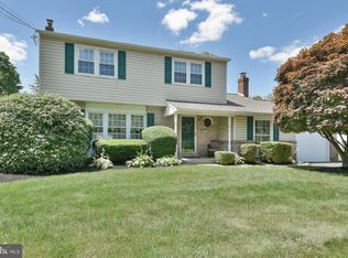 470 Burgundy Dr, Southampton, PA 18966