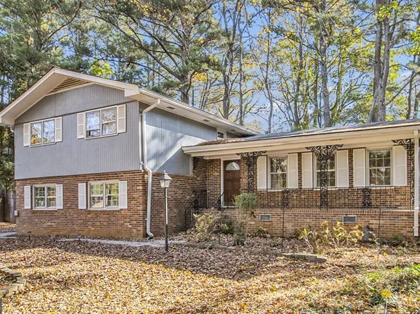 2161 Carson Valley Dr, Tucker, GA 30084