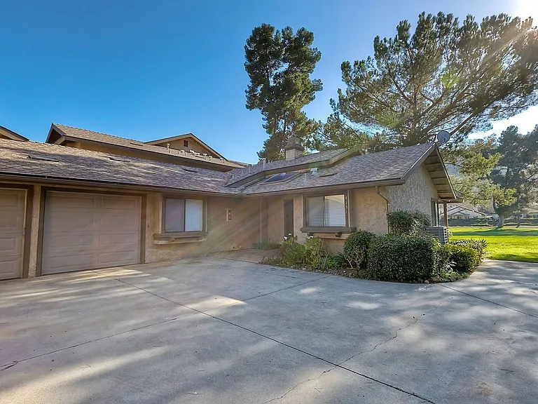 4131 Cyprus Island Ct — Photo 1