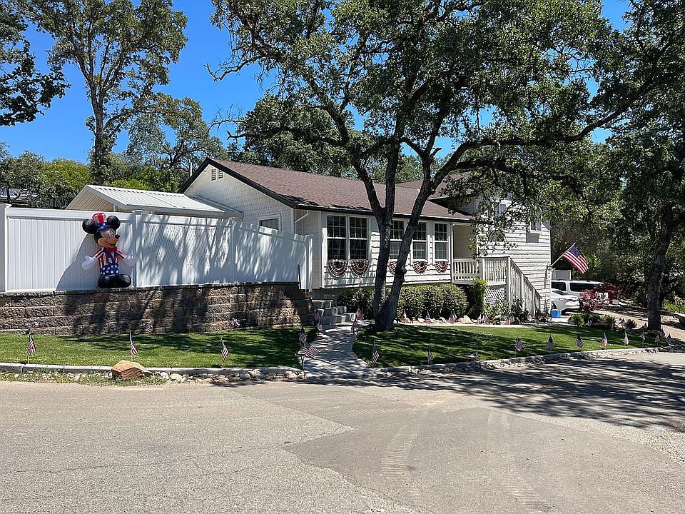 2nd image of 615 Oak Haven Rd