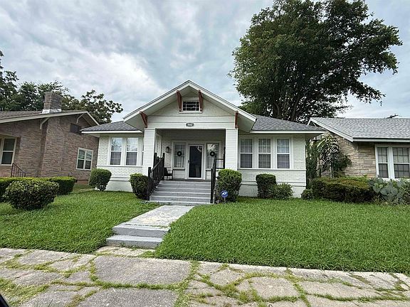 3rd image of 980 Faxon Ave