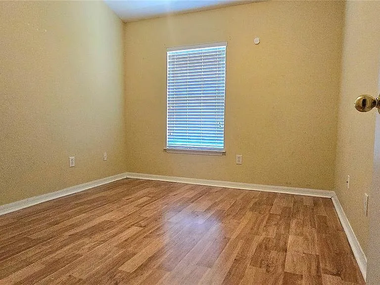 2921 Pine Oak Trl — Photo 21