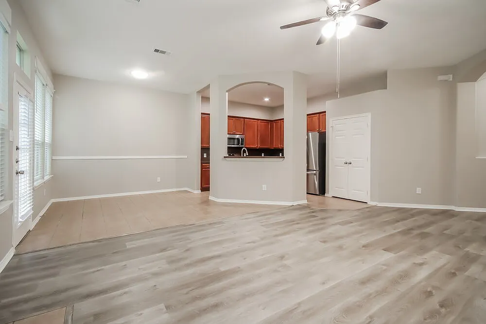 4 bed, 2.0 bath, 1777 sqft, $1,970 — Photo 4