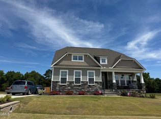 169 Sage Ln, Four Oaks, NC 27524